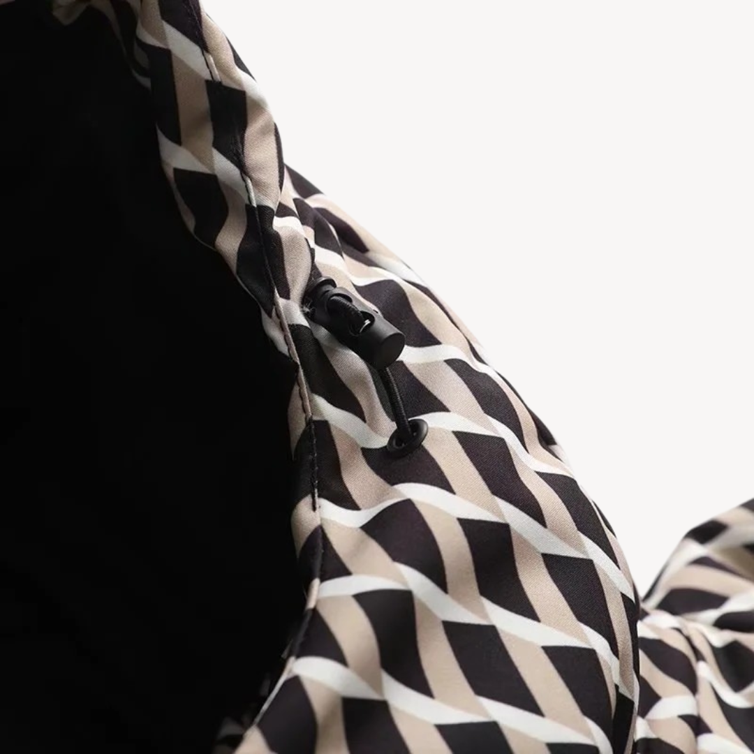 Women’s Quilted Belted Hooded Jacket – Defined Shape, Contemporary Style